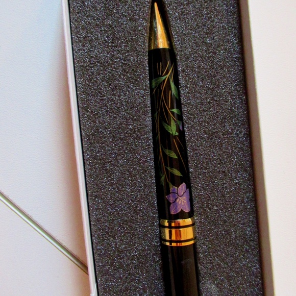 Japanese Black Lacquerware Pen - Picture 1 of 7
